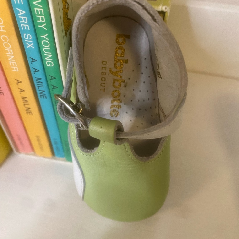 Baby Botte Mary Jane’s.  Like New. Size 3 - Picture 7 of 8